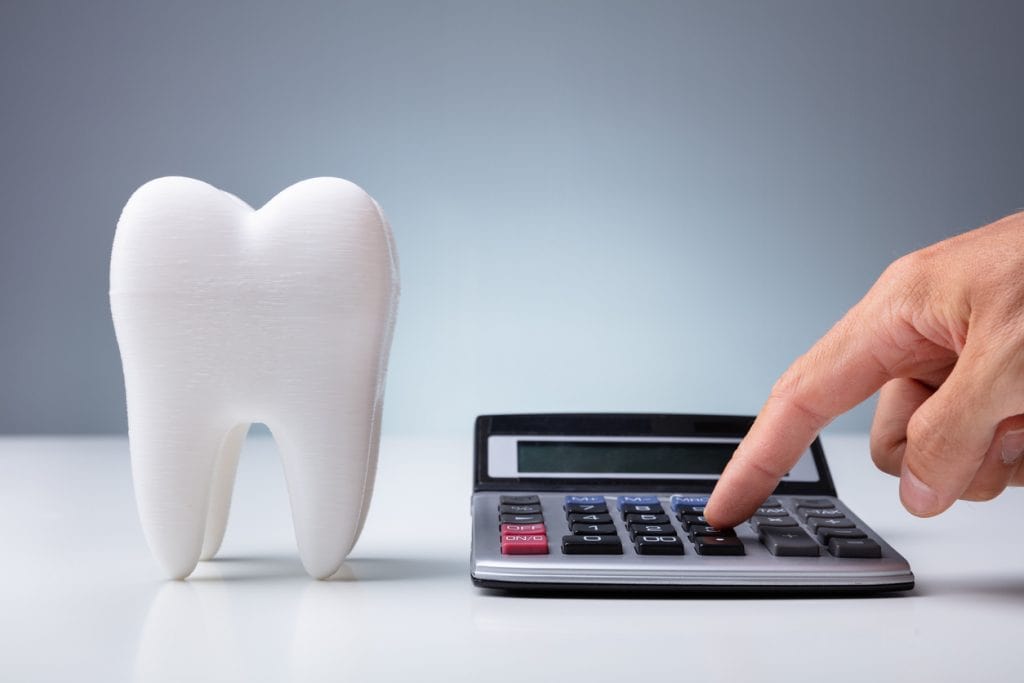 Contabilidade para dentistas: 5 dicas essenciais para uma boa gestão